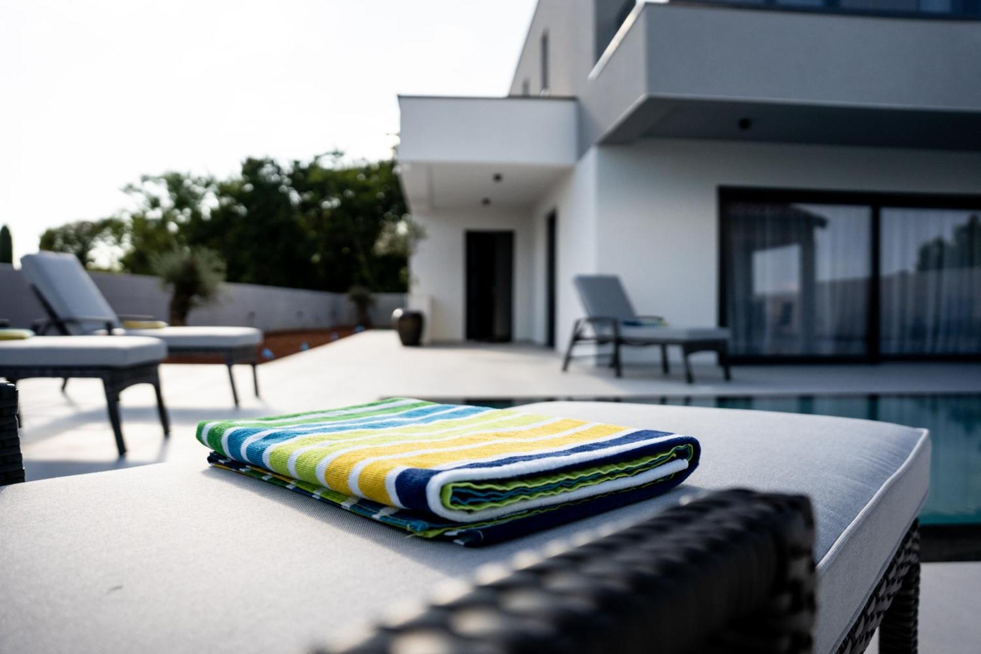 Villa Istra Relax Smaragd Rebici ภายนอก รูปภาพ